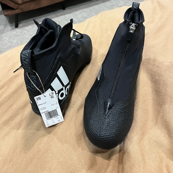 Adidas cleats - Picture 2 of 2